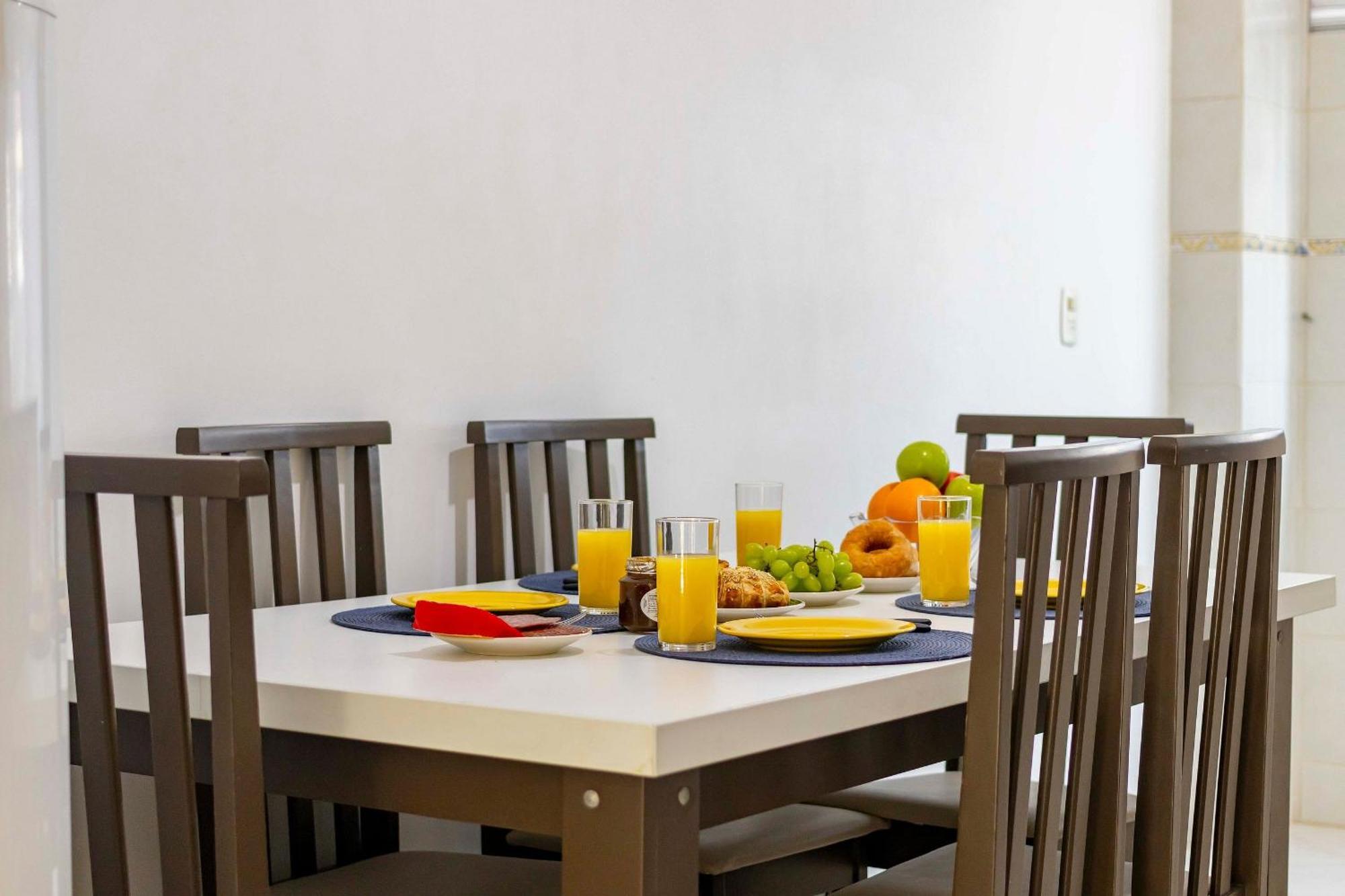 Apartamento A Poucos Passos Da Praia Da Conceicao Бомбиньяс Экстерьер фото